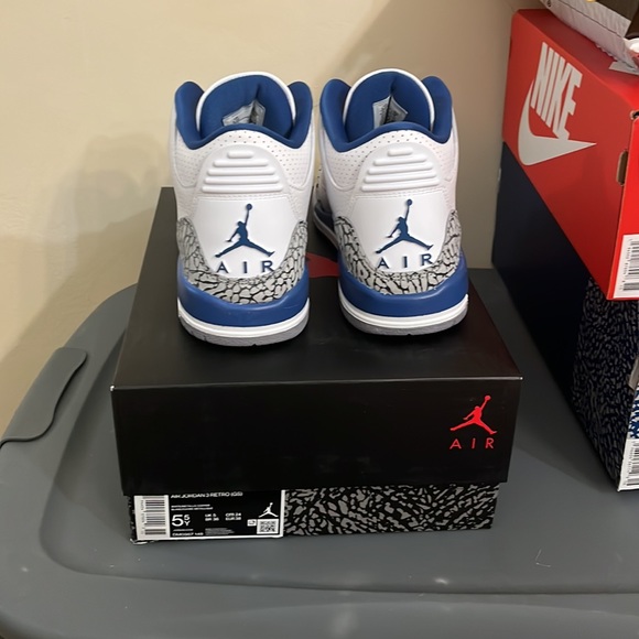 Jordan 3 Wizards - Picture 5 of 11